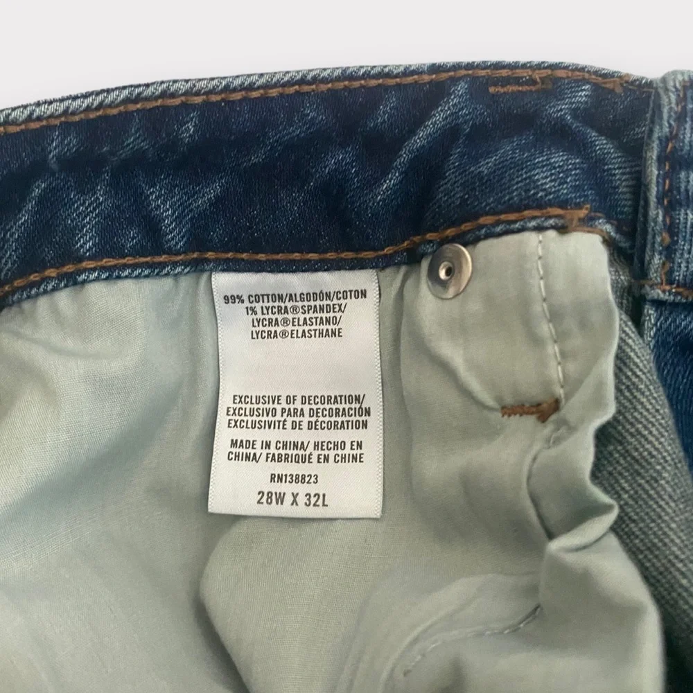 Cleo + Wolf Women’s Jeans 28x32 High Rise Loose Flare Bootcut Distressed NWT